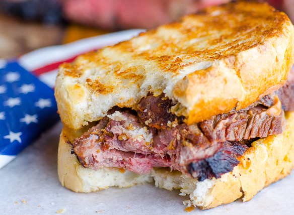 Texas Toast Tri-Tip Sandwich – Independence Day Celebration | Slap Yo ...